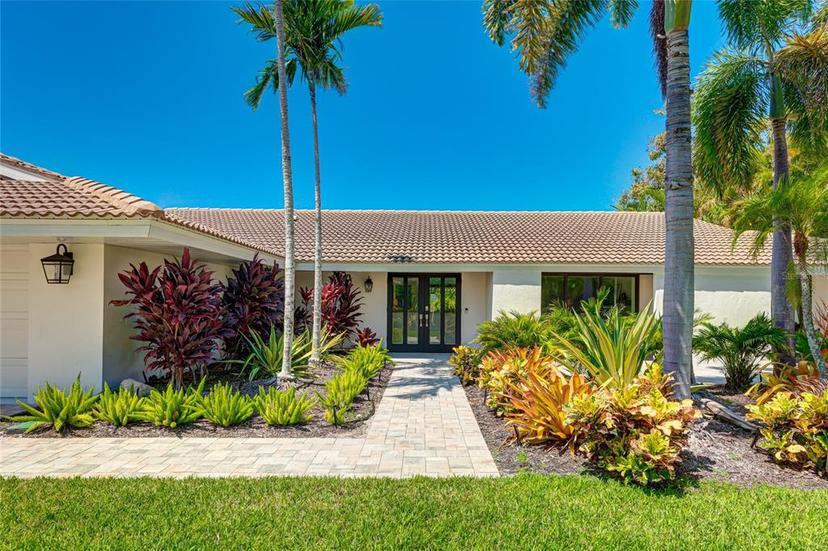 Picture of 526 Bird Key Drive, Sarasota FL 34236