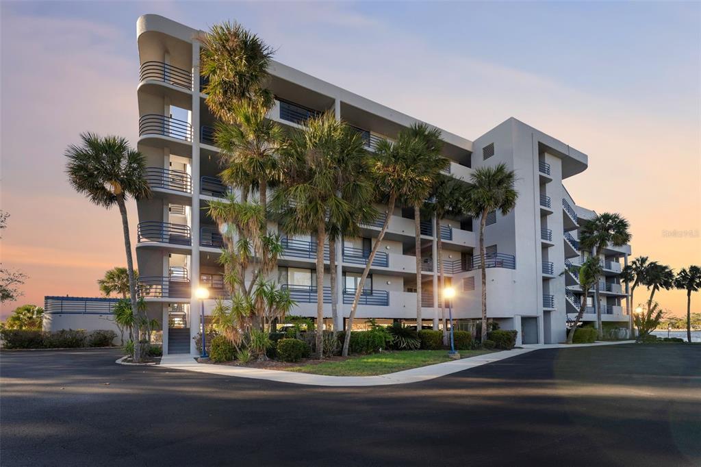 Picture of 4823 Ebbtide Lane Unit 303, Port Richey, FL 34668