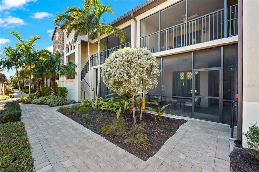 Picture of 5537 Palmer Circle Unit 205, Lakewood Ranch FL 34211