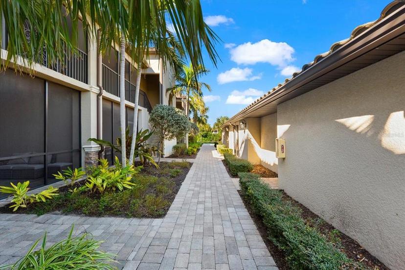 Picture of 5537 Palmer Circle Unit 205, Lakewood Ranch FL 34211