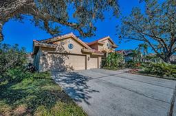 Picture of 4677 Aylesford Drive, Palm Harbor, FL 34685