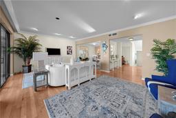 Picture of 5010 Bayshore Boulevard Unit 9, Tampa, FL 33611