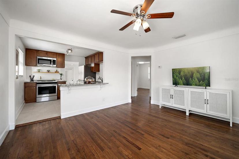 Picture of 3608 14Th Street N, St Petersburg FL 33704