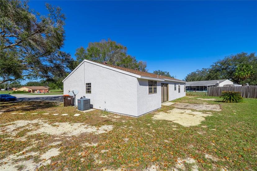 Picture of 328 Oak Track Run, Ocala FL 34472