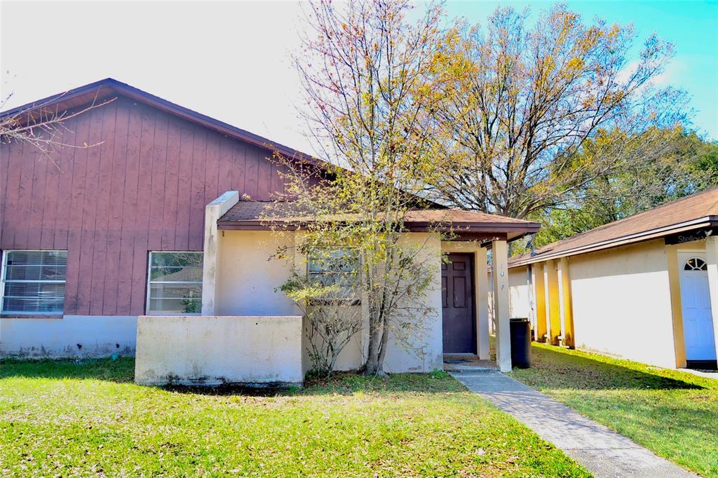 Picture of 1047/1049 Captiva Point, Lakeland, FL 33801