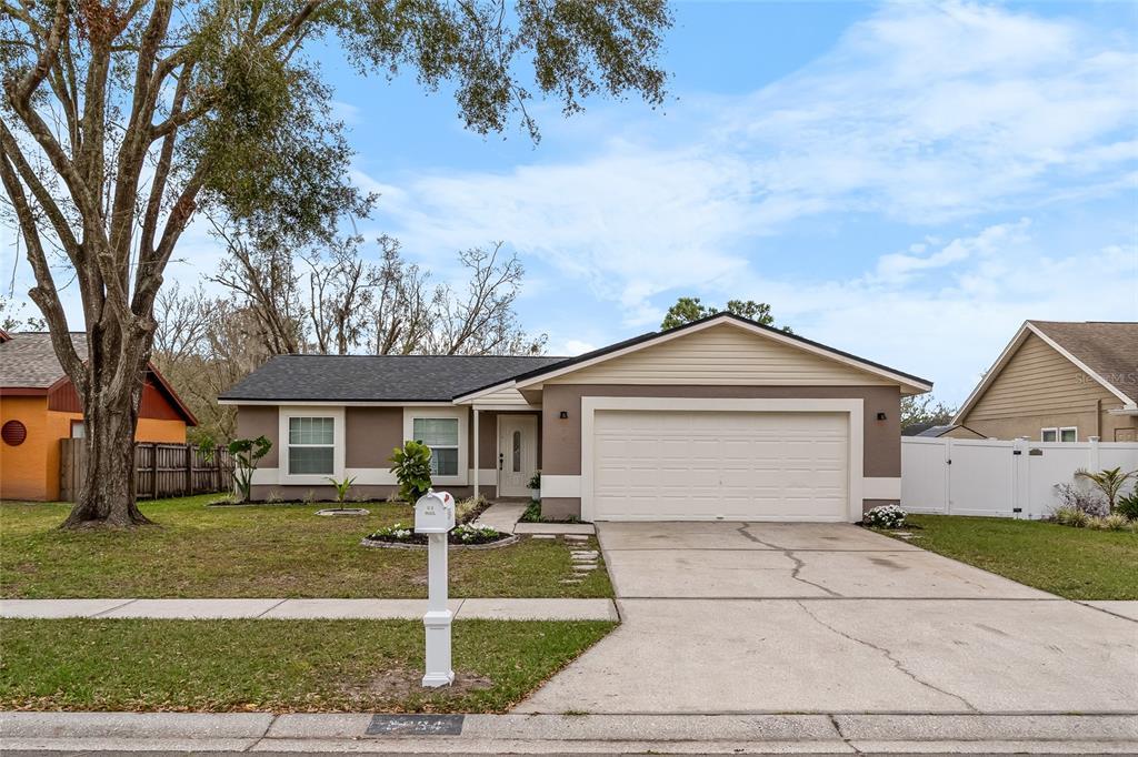 Picture of 5804 Bitter Orange Avenue, Tampa, FL 33625
