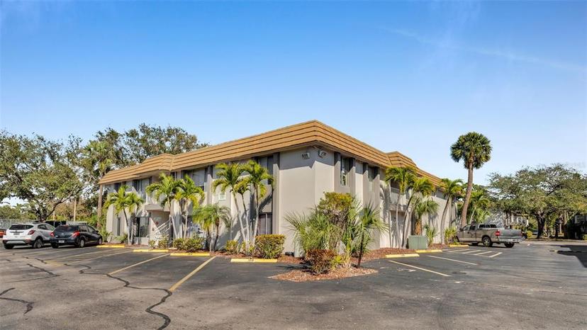 Picture of 1830 Maravilla Avenue Unit 103, Fort Myers FL 33901