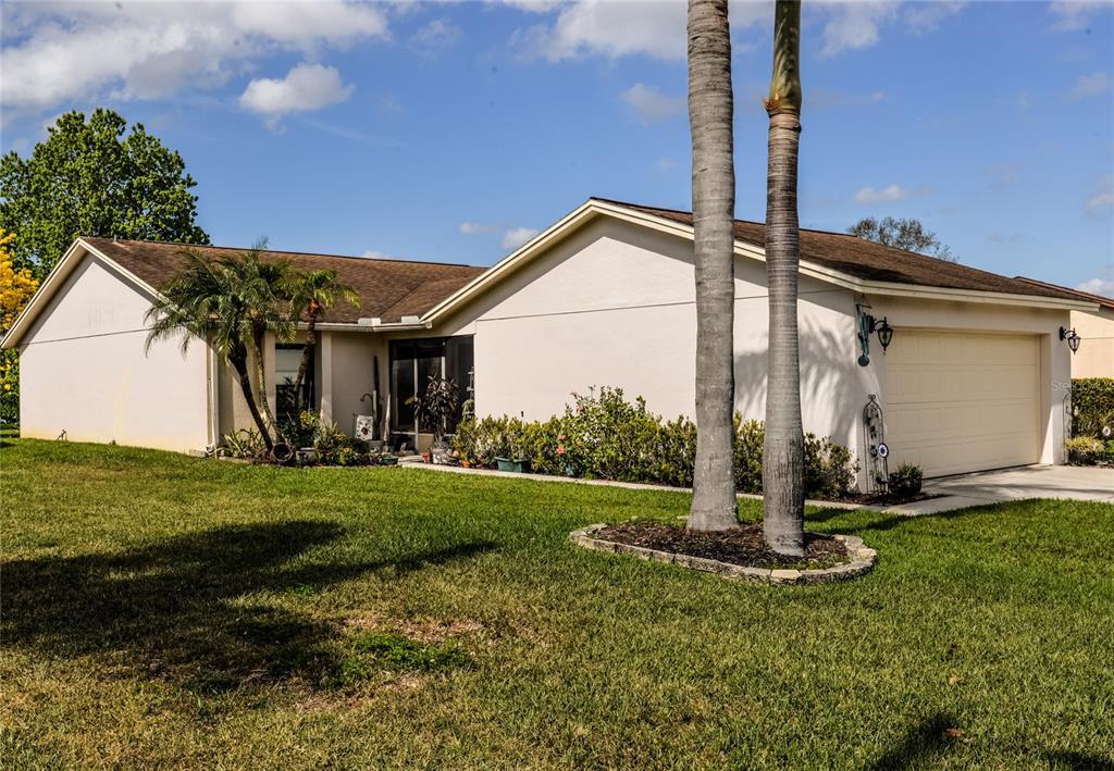Picture of 3976 Cypress Landing W, Winter Haven, FL 33884