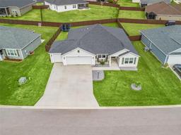 Picture of 3318 Dzuro Drive, Oxford, FL 34484