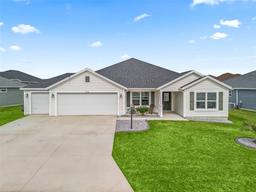 Picture of 3318 Dzuro Drive, Oxford, FL 34484