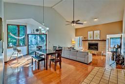 Picture of 5717 NW 38Th Place, Gainesville, FL 32606