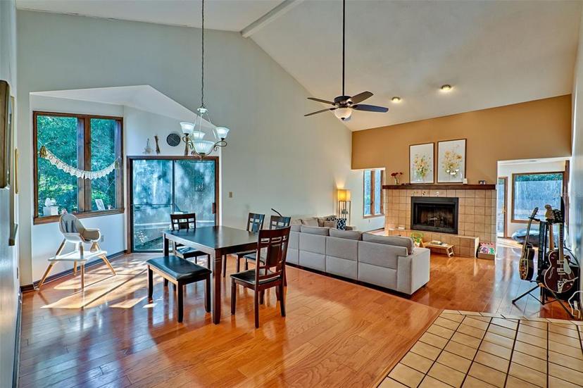 Picture of 5717 NW 38Th Place, Gainesville FL 32606