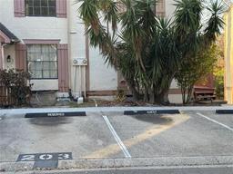 Picture of 203 Brigadoon Dr, Clearwater, FL 33759