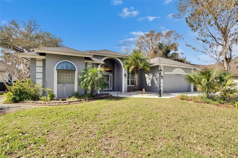 Picture of 2823 Clubhouse Drive, Plant City FL 33566