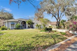 Picture of 2823 Clubhouse Drive, Plant City, FL 33566