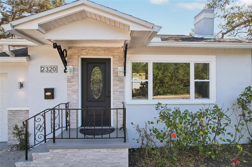 Picture of 2320 E Harbor Drive S, St Petersburg, FL 33705