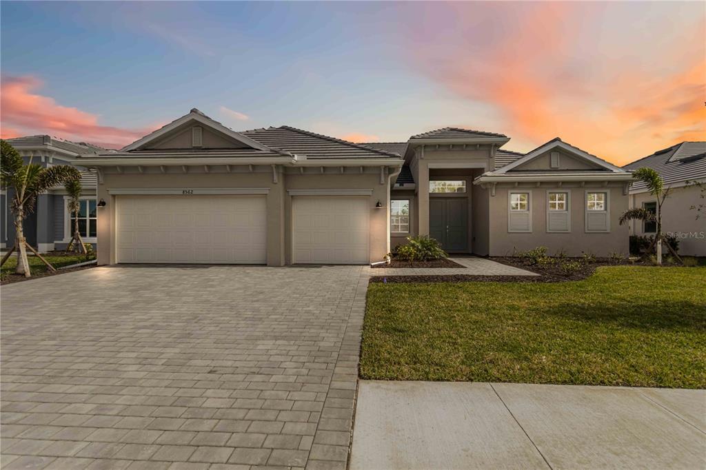 Picture of 8562 Shore Lake Drive, Englewood, FL 34224