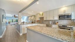 Picture of 1601 Pelican Point Drive Unit Ha212, Sarasota, FL 34231