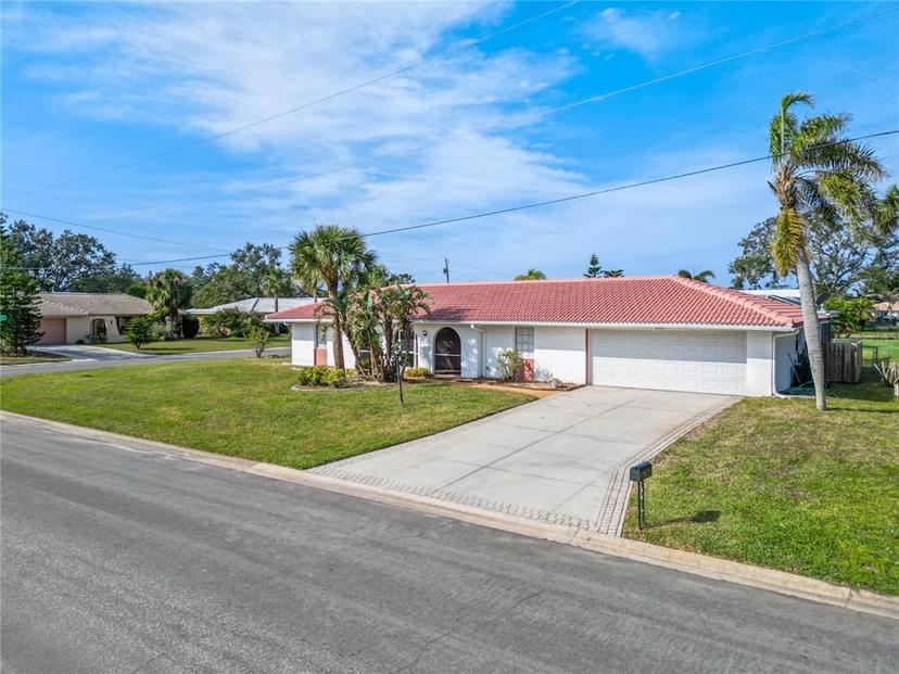 Picture of 441 Rubens Drive E, Nokomis FL 34275