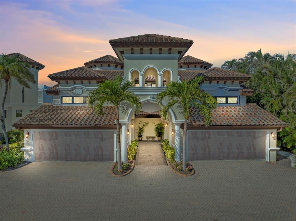 Picture of 1311 Chesapeake Avenue Unit 4A, Naples, FL 34102