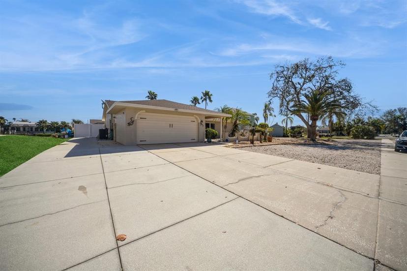 Picture of 6503 Santiago Court, Apollo Beach FL 33572