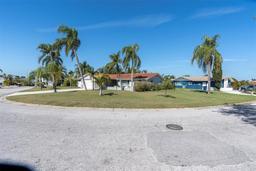 Picture of 5061 Ensign Loop, New Port Richey, FL 34652
