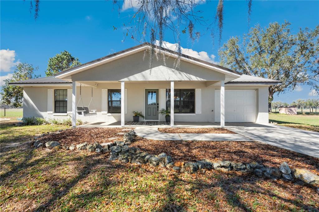 Picture of 8230 SE 23Rd Drive, Webster, FL 33597