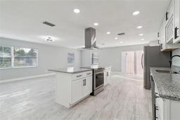 Picture of 1905 Diamond Drive, Orlando, FL 32807