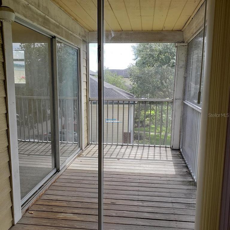 Picture of 4211 Chatham Oak Court Unit 122, Tampa FL 33624