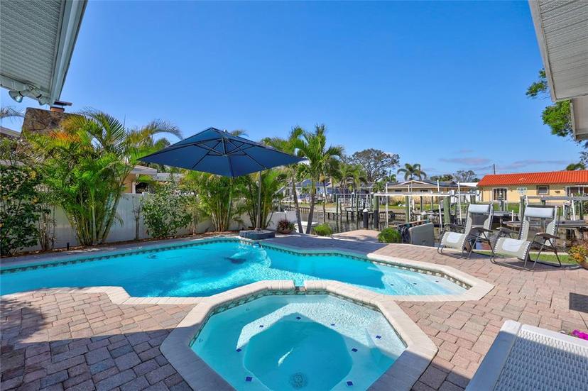 Picture of 1389 47Th Avenue Ne, St Petersburg FL 33703