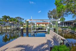 Picture of 1389 47Th Avenue Ne, St Petersburg, FL 33703