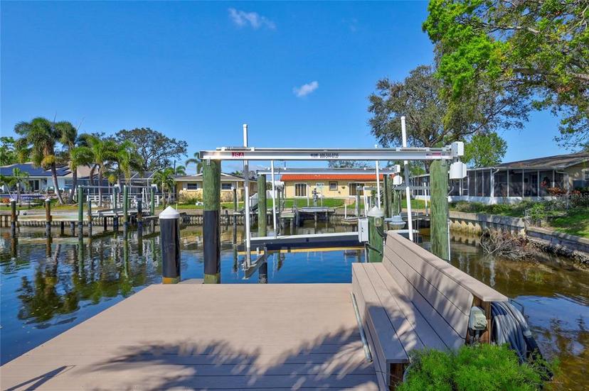 Picture of 1389 47Th Avenue Ne, St Petersburg FL 33703
