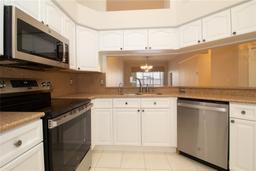 Picture of 2166 Andrews Court, Dunedin, FL 34698