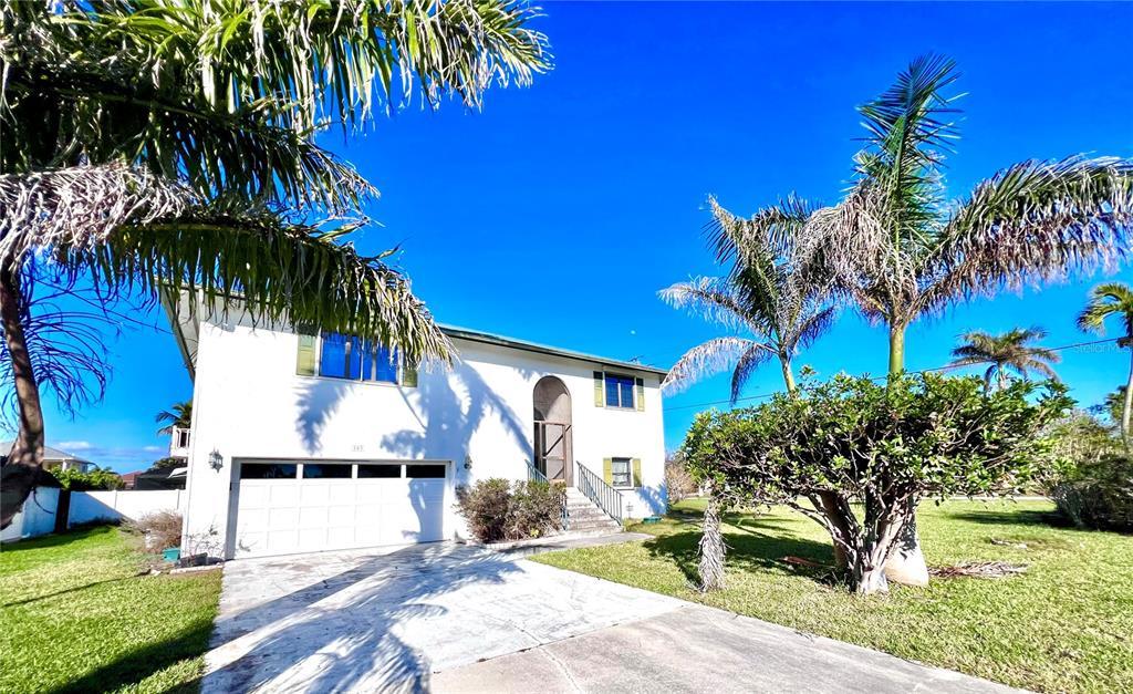 Picture of 103 Tahiti Circle, Naples, FL 34113
