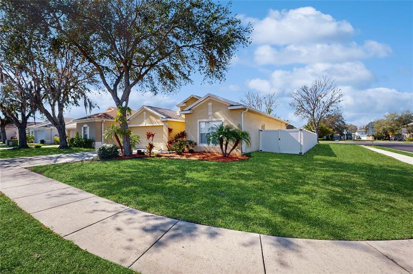 Picture of 18822 Quarry Badger Road, Land O Lakes FL 34638