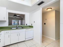 Picture of 6312 Newtown Circle Unit 12A5, Tampa, FL 33615