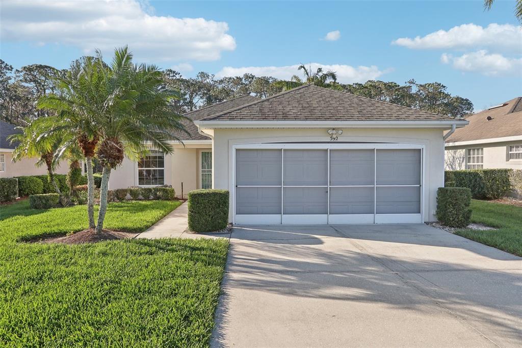 Picture of 592 Juniper Way, Tavares, FL 32778