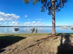 Picture of 11001 SE Sunset Harbor Road Unit A08, Summerfield, FL 34491