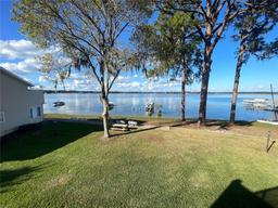 Picture of 11001 SE Sunset Harbor Road Unit A08, Summerfield, FL 34491