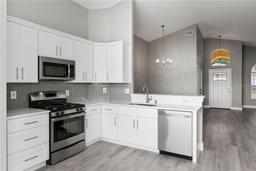 Picture of 15832 Autumn Glen Avenue, Clermont, FL 34714