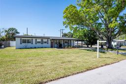 Picture of 4636 W Bay Court Avenue, Tampa, FL 33611