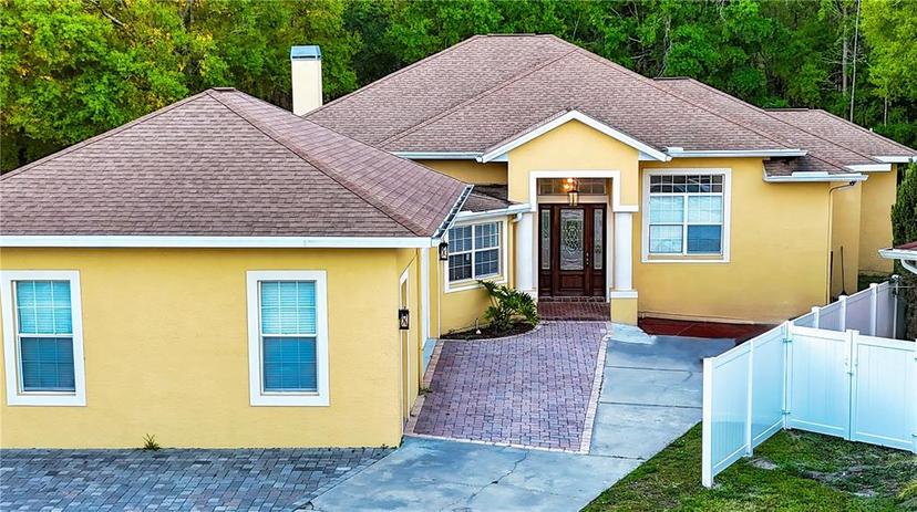 Picture of 4116 Woodacre Lane, Tampa FL 33624