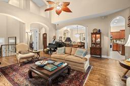 Picture of 15 Jefferson Court S, St Petersburg, FL 33711