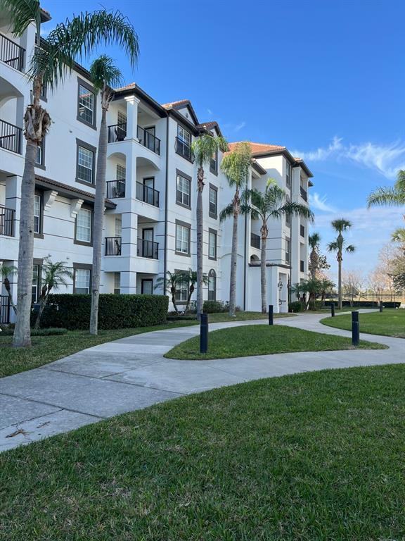 Picture of 4024 Breakview Drive Unit 10804, Orlando FL 32819