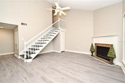 Picture of 940 Douglas Avenue Unit 170, Altamonte Springs, FL 32714