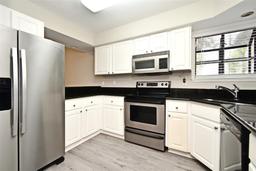 Picture of 940 Douglas Avenue Unit 170, Altamonte Springs, FL 32714