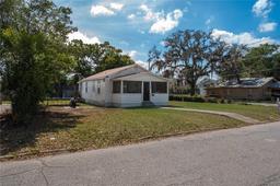 Picture of 750 Avenue O Sw, Winter Haven, FL 33880