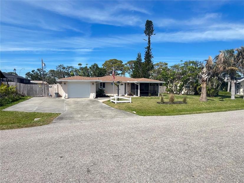 Picture of 1228 Nantucket Road, Venice FL 34293