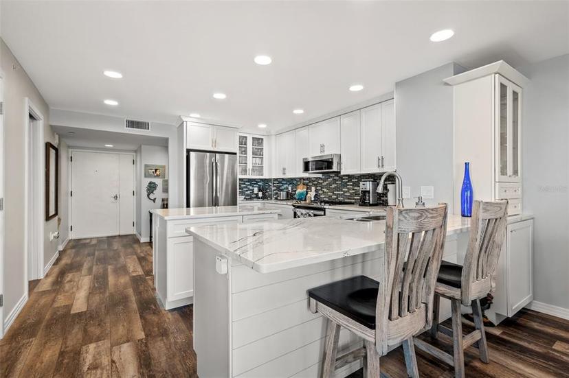 Picture of 690 Island Way Unit 1003, Clearwater Beach FL 33767