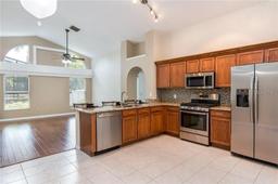 Picture of 7139 Colony Pointe Drive, Riverview, FL 33578